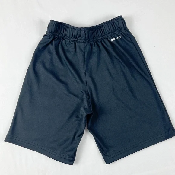 Nike | Athletic Shorts | Boys (7) - Picture 2 of 3